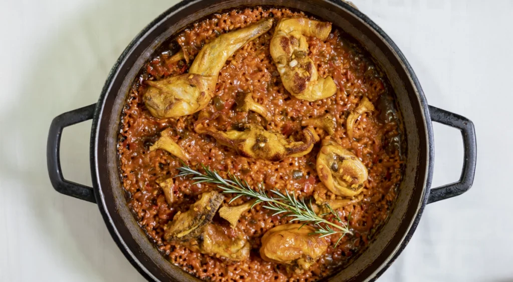 La carne de conejo es baja en grasas y muy versátil para infinidad de recetas.